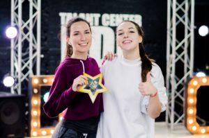 танцевать весело